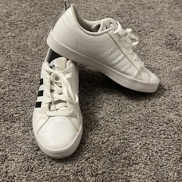 WOMEN'S ADIDAS GRAND COURT 2.0 SNEAKERS 7 - Picture 3 of 5